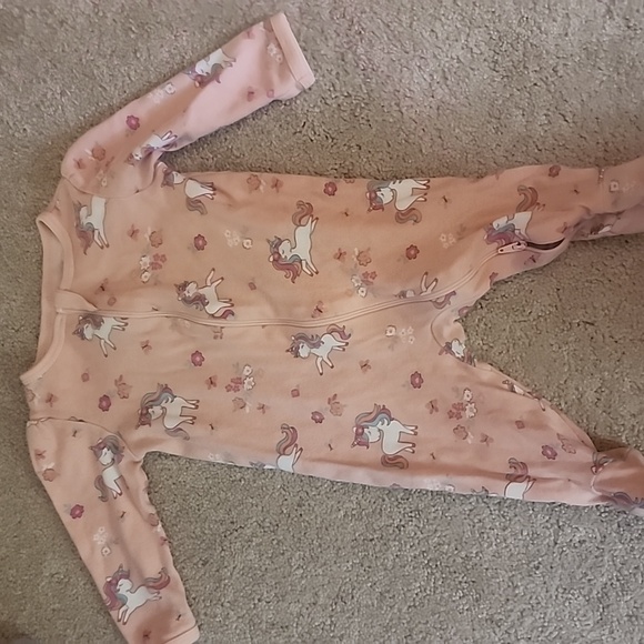 Bundle - Picture 2 of 5